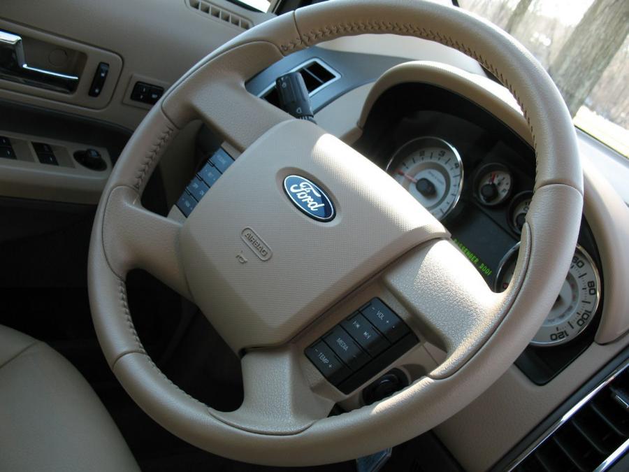 Ford Edge SEL AWD 2007 года  (фото 8 из 103)
